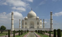 Taj_Mahal,_Agra,_India