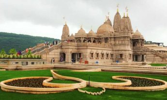 baps-shree-swaminarayan-mandir-pune-tourism